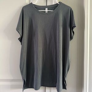 Athleta Gray Shirt